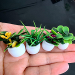 4 tk miniatuursed kunstlikud potitaimed &ndash; realistlik kandiline vaas, kaasaegne vaigukonstruktsioon, pisike bonsai v&otilde;ltslillepoti simulatsioon nukumaja jaoks 4Pcs