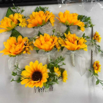 Kunstlik p&auml;evalille korsaaž Simulatsioon Pulmalill Boutonniere Juukseaksessuaarid Pruudile Peigmehele