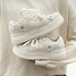 suvi Uued naiste moekad vabaajajalatsid moekad &uuml;hekihilise v&otilde;rguga valged kingad k&otilde;igega sobivad sportlikud hingavad meeste rula kingad 40