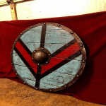 Medieval Shield Viking Shield 24 puidust kilp Raskemetalliga