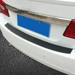 Universaalne Auto Pagasiruumi Uksepaksu Kaitseplaat Auto Tagumise Kaitseraua Kaitse Kummist Liistude Padjad Trimmi Kate Ribaplaat Autotarvikud SUV-104X9cm