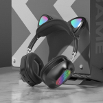 VAORLO kassi k&otilde;rvaklapid juhtmevabad hingavad kerged k&otilde;rvaklapid toetavad TF-i kaardim&auml;ngimist koos m&uuml;ra t&uuml;histamise mikrofoniga, v&auml;ikese latentsusega peakomplekt m&auml;ngu jaoks valge