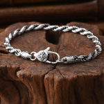 Isiksus domineeriv mood Populaarne kanepik&ouml;is peen kuue tegelase mantra King Kongi nuia k&auml;ev&otilde;ru meestele 18cm