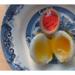 Minuteur rappel de chaleur k&ouml;&ouml;gi assistent oeufs oeuf changement de couleur minutiterie miam mou dur cuites la silice