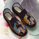 Moodsad Hiina Traditsioonilised Tikitud Lamedad Kingad Naistele Klassikalised Tikitud Naiste Mokassiinid Hingavad Slip-On Kingad Naistele Espadrillid 36