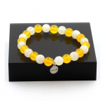 Pierres et Min&eacute;raux. Bracelet Perles Agate jaune + Pierre de lune 8 mm. Fabriqu&eacute; en France.