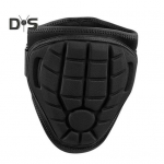 Pesapalli k&uuml;&uuml;narnukikaitse noortele ja t&auml;iskasvanutele, reguleeritavad l&ouml;&ouml;mise k&uuml;&uuml;narnukikaitsmed, kaitsevarustus pesapalli ja pehmepalli m&auml;ngijatele must