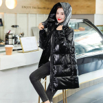 Talvine s&auml;rav n&auml;gu Keskmise pikkusega puuvillane polsterdatud jope, paksendatud mantel kapuutsiga lahtiste riietega XXXL