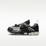 Nike Zoom Vomero 5 Spider (GS) 32