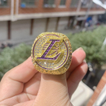 NBA 2020 Los Angeles Lakers James Meistriv&otilde;istluste Flip Ring M&auml;lestusm&auml;rk Kobe Bryant Kohandatud Meeste S&otilde;rmus single ring beige