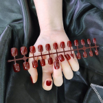 24tk/komplekt DIY Quick Nails L&uuml;hikesed ruudukujulised &uuml;mmargused &uuml;hev&auml;rvilised l&auml;ikivad kunstk&uuml;&uuml;ned Mitmev&auml;rvilised ribad viimistletud kulumismanik&uuml;&uuml;r