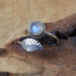 Kuukivi s&otilde;rmus, 925 Sterling h&otilde;be, k&auml;sitsi valmistatud ehted, &uuml;mmargune kivist s&otilde;rmus, virnastatav s&otilde;rmus, disainis&otilde;rmus, kingitus talle, s&otilde;rmus Boho, ainulaadne kingitus 9