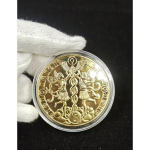 Kaksteist t&auml;htkuju m&auml;lestusmedalit Hambahaldjas kuldm&uuml;ndid 12 sodiaagiga k&auml;sit&ouml;&ouml;na valmistatud Euroopa ja Ameerika m&uuml;nti &Otilde;nneliku eestkostja t&auml;htkuju m&uuml;ndid