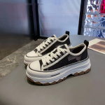 Naiste paksu tallaga l&otilde;uendist kingad Kevad-suvi Uued naistejalatsid Ni&scaron;idisainiga hingavad mitmek&uuml;lgsed valged lauajalatsid 35 valge