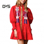 Naiste s&uuml;gisene kevadkleit, l&auml;ikiv litriga lapiline joon, pikkade varrukatega rev&auml;&auml;ridega multifilmi muster, l&otilde;tv p&otilde;lvedeni, uusaasta pidulik j&otilde;ulukleit S roheline