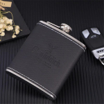 Bpa-vaba 7 untsi PU-nahast &uuml;mbrisega viskipudeli lipp 18/8 roostevabast terasest puusa kolvi taskuga alkoholipudel ELK must