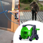 Aiavoolikurulliga k&auml;ru, mis on loodud t&otilde;husaks kastmiseks ja niisutamiseks Without Water Hose