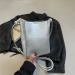 Mobiiltelefoni v&auml;ike kott naiste 2024 suvine high sense kerge lihtne ja peen h&otilde;bedane &otilde;lakott h&otilde;be