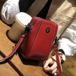 V&auml;ike kott naiste &uuml;he &otilde;la crossbody kott naiste kott kerge luksus ni&scaron;&scaron; k&otilde;rgekvaliteediline tunnetus lehmanahast mobiilikotiga burgundiapunane