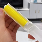 Tolmueemaldaja riided kohevad Kokkupandav pestav karvakoguja eemaldamishari Kleepuv pestav korduvkasutatav, vastupidav veerev hari kollane