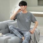 Meeste Suvi 2023 Puuvillane Pidžaamakomplekt - L&uuml;hikeste varrukatega &uuml;laosa ja p&uuml;ksid, lahtine l&otilde;ige, suured suurused 4XL (95-105 kg)