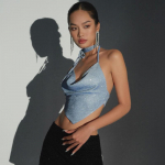 Halter Top S&auml;rgid S&auml;rgid Glitter 2025 Suve R&otilde;ivad Sinine S&auml;rav Siidist Top R&uuml;&uuml;situd Top L&uuml;hike Seljatu Vest Seksikad Topid L&uuml;hikesed R&otilde;ivad S sinine