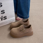 Naiste naturaalsest nahast Birkenstock libukad &ndash; 2025 s&uuml;gis, k&otilde;rgust lisavad, v&auml;ikesed suurused. 38