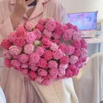 Kootud villane roositekk-kimp: S&uuml;nnip&auml;evakingitus t&uuml;drukutele kinkekarbis 22 Small Roses - 60CM (Double) pink