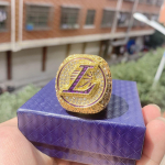 NBA 2020 Los Angeles Lakers James Meistriv&otilde;istluste Flip Ring M&auml;lestusm&auml;rk Kobe Bryant Kohandatud Meeste S&otilde;rmus Ring + gift box beige