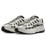 NIKE meeste vabaajajalatsid, pehmendusega retro P-6000 tossud, IM6648-009 42.5 valge/must