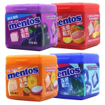 Mentos Pure Fresh Kuubiksuhkruvaba n&auml;rimiskumm 46g*4 pakki, D&uuml;naamiline kuubikm&uuml;ndikomm, Ks&uuml;litooliga n&auml;rimiskumm, Suuh&uuml;gieenitoodet, Energiavarustus 46g * 4 boxes