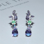 Peen, elegantne lilla amet&uuml;stist liblikas lilledega k&otilde;rvar&otilde;ngad v&otilde;luvad naiste pulmade rippuvad ehted lilla