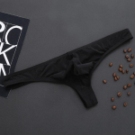 Suure koguse stringid Seksikas v&ouml;&ouml;koht, madal mood, G-string, meeste bikiinp&uuml;ksid aluspesu M