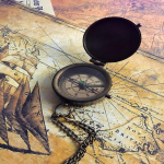 Kompass Piraat Jack Sparrow Stiilis Merenduslik Kollektsioneeritav Dekoratiivne S&uuml;nnip&auml;evakingitus