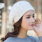S&uuml;gistalvine villane m&uuml;ts naiste m&uuml;ts Korea elegantne mood soe kahekihiline kudumine k&uuml;&uuml;likukarvadest barett