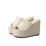 Moodne platvorm, sussid, naiste moekingad, &uuml;hev&auml;rvilised kiilsandaalid, disainitud peo sandaalid, naiste vabaaja mugavus, suvised jalatsid 36 beež