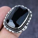 Black Spinel Handmade 925 Steling Silver Jewelry Ring Size 7.5 z7o76