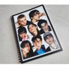 Stray Kids Kevadine M&auml;rkmik 15cm &times; 21cm (Juhuslik pilt) 1 ea