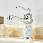 Tuqiu vannitoa kraan messingist kuldne valge vannitoa kraanikauss k&uuml;lma kuuma vee segisti kraanikaussi tekile paigaldatud must roosikulla kraan