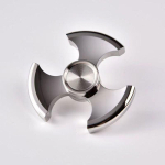 Roostevabast terasest Fidget Spinner ADHD &Auml;revus Stressileevendaja M&auml;nguasjad EDC Lahedad Vidinad T&auml;iskasvanutele ja Lastele K&otilde;rge Kvaliteet Peened Kingitused h&otilde;be