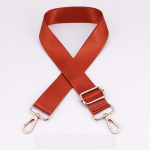 3,8 cm laiune mitmev&auml;rviline pikk &otilde;lakott stiilse reguleeritava laieneva ristkorteriga kotiga koos pagasitarvikutega