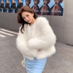 Naiste mood S&uuml;gis- ja talvesoojad v&otilde;ltskarusnaha mantlid Naiste Noor l&uuml;hike Palusmantel Mood pikkade varrukatega mantel one size valge