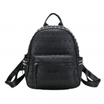 Jierotyx Gothi pealuu reljeefne seljakott naistele Halloweeni naastudega kujundusega p&auml;evakott, punk-stiilis PU-nahast kott, moodne neet, reisimine must