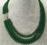 Kingitused ehted 17-19  3 rida lihvitud 4mm sinisest Jade helmestest kaelakee