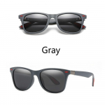 Ruut k&otilde;rge kvaliteediga UV400 polariseeritud toonitud s&otilde;idumood Klassikalise raamiga prillid meeste p&auml;ikeseprillid Grey+Grey