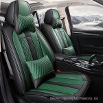 Universaalne Four Seasons turvaistme kate ja padi k&otilde;ikidele turvatoolidele, mitmek&uuml;lgne valik igaks otstarbeks.