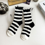 Naised naljakad sokid armsad puuvillased t&auml;navakerjus katkised hulkur sokid Y2k Harajuku hip-hop rula sporditriibulised sokid One Size