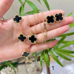 4-osaline ehtekomplekt Uus &Otilde;nnelik Nelileheline Ristik K&auml;ev&otilde;ru Kaelakee K&otilde;rvar&otilde;ngaste Komplekt