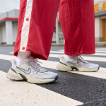 Nike V2K Run Summit White Metallic Silver (Naiste omad) 40