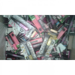 L'Or&eacute;al & Maybelline edasim&uuml;&uuml;ja partii &ndash; 50 tk meiki (ripsmetu&scaron;&scaron;, jumestuskreemid, silmad, huuled, k&uuml;&uuml;nelakk)